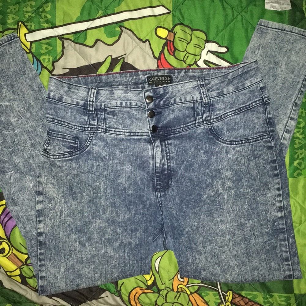Forever 21 size 16 High Waist Acid Washed Skinny